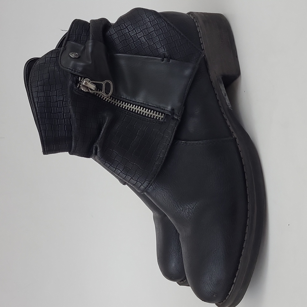 Patrizia by Spring Step Black Ambroise Ankle Moto Goth Boots Women’s size 8